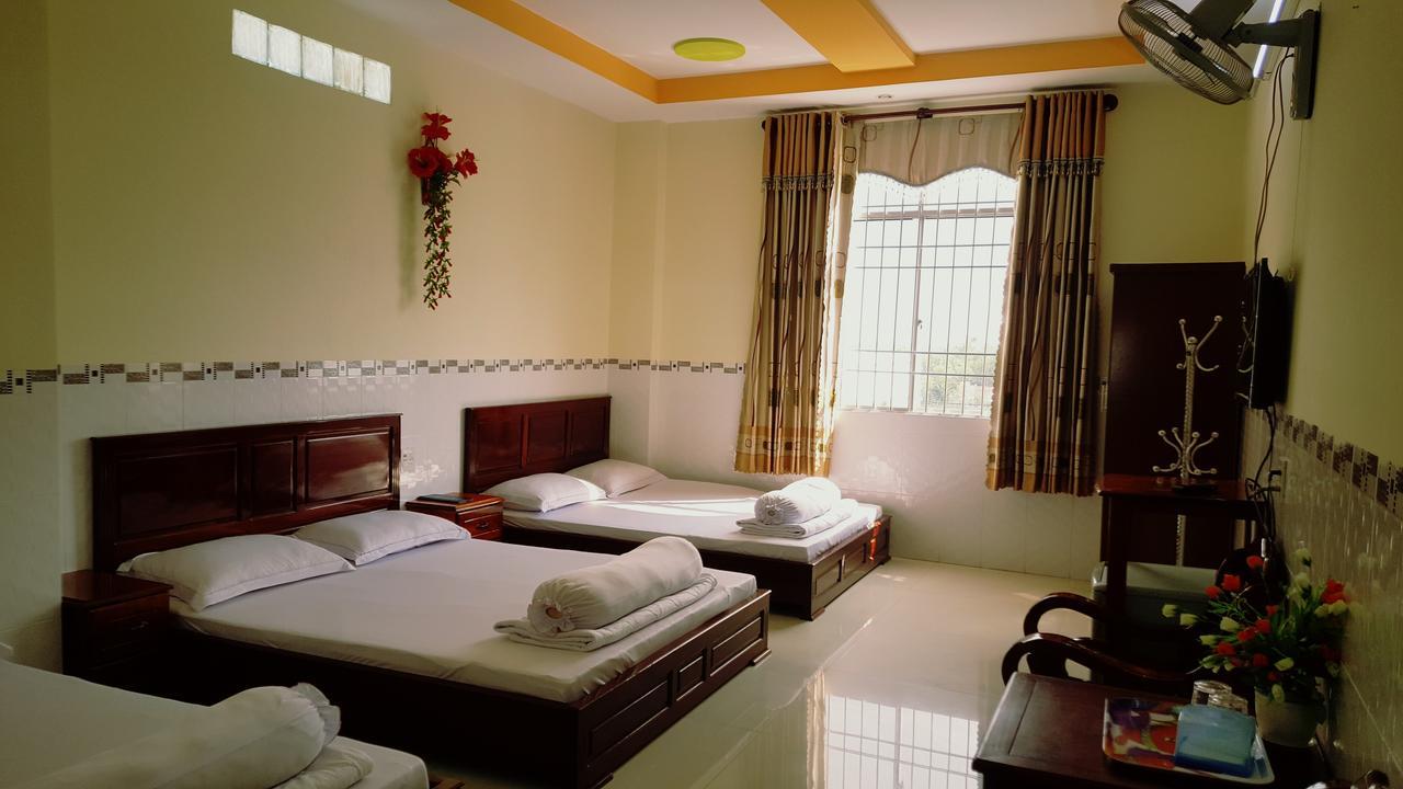 Huynh Nhu Hotel Cà Mau Buitenkant foto